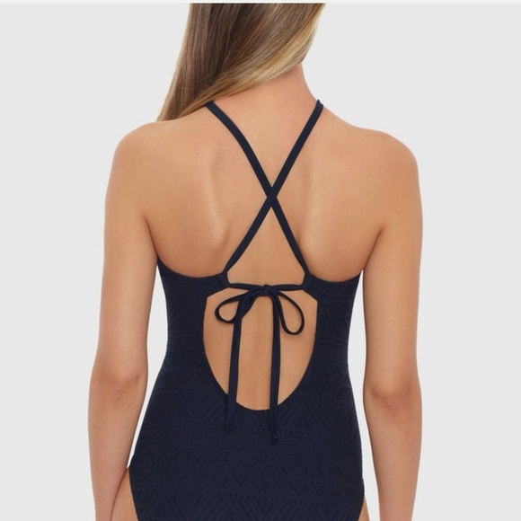 NWT Salt + Cove
Women's Crocheted One-Piece Swimsuit XS - Picture 2 of 2